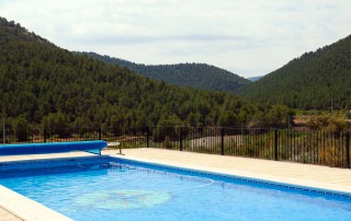 Montañas desde la piscina